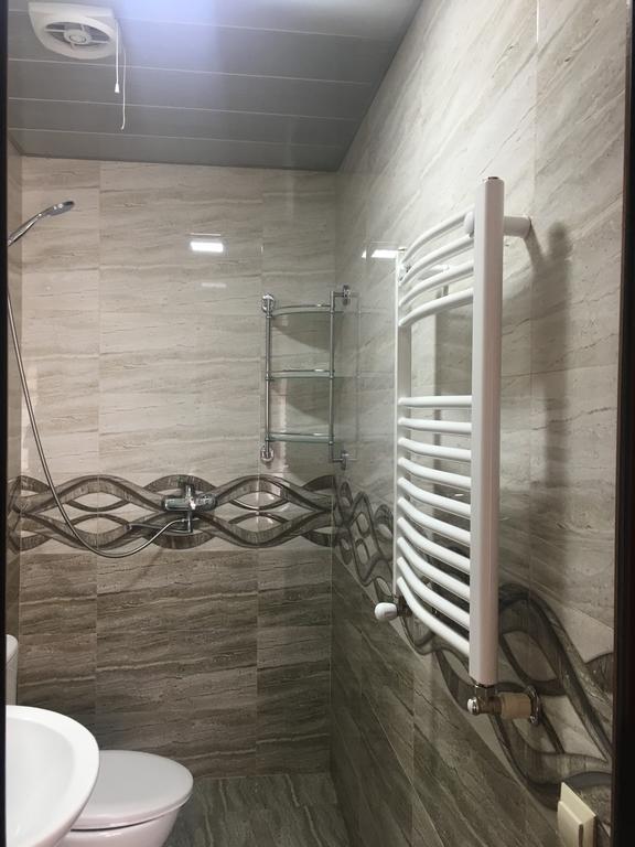 Hotel Cherry Stepancminda Zewnętrze zdjęcie